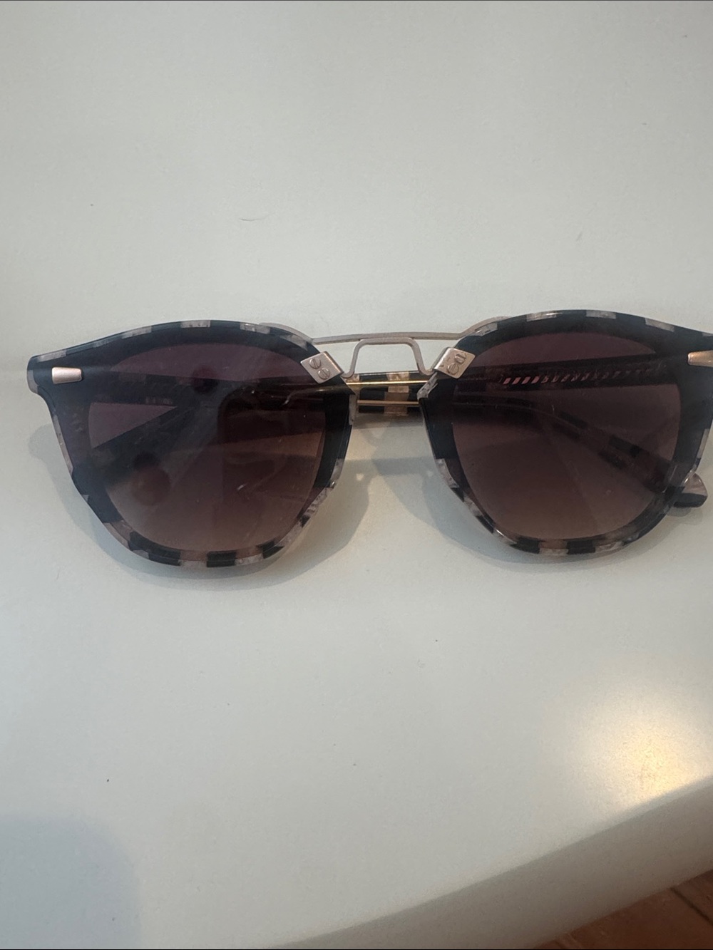 KREWE BEAU NYLON | Harlequin with rose gold bridge and Gradient Lenses - Picture 2 of 6